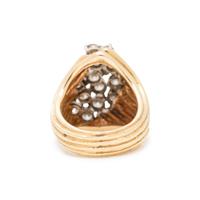 YELLOW GOLD AND DIAMOND RING