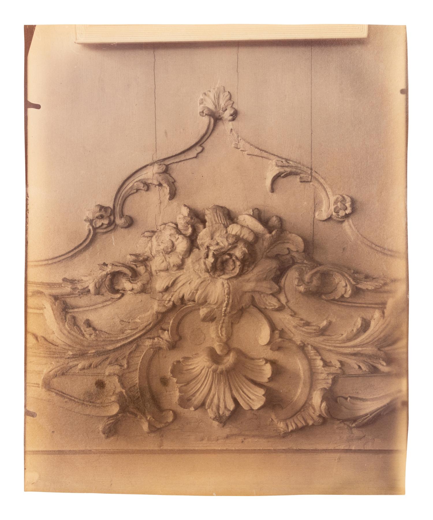A group of five photographs depicting architectural elements ( Ancien monastère des Bénédictins anglais, 269 rue Saint-Jacques , 1905; Hôtel Gouthières, rue Pierre Bulet 6 , 1905; Porte, L'église Saint-Paul , 1911; Panthéon (porte) , 1911-1912; Saint-Roch - Chaire , 1912)