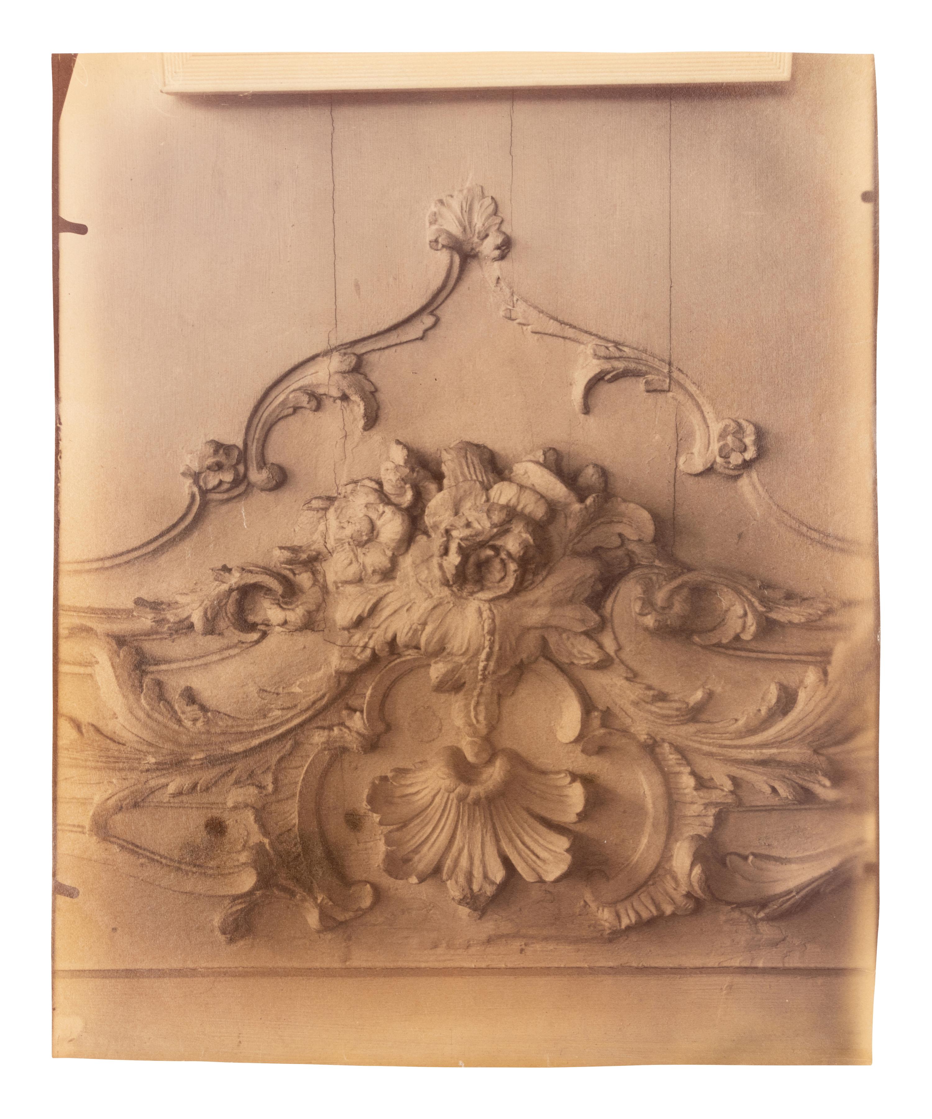 A group of five photographs depicting architectural elements ( Ancien monastère des Bénédictins anglais, 269 rue Saint-Jacques , 1905; Hôtel Gouthières, rue Pierre Bulet 6 , 1905; Porte, L'église Saint-Paul , 1911; Panthéon (porte) , 1911-1912; Saint-Roch - Chaire , 1912)