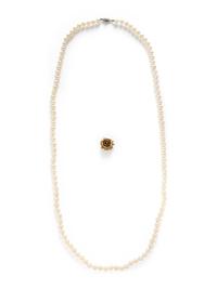 CULTURED PEARL NECKLACE AND YELLOW GOLD AND DIAMOND CLASP