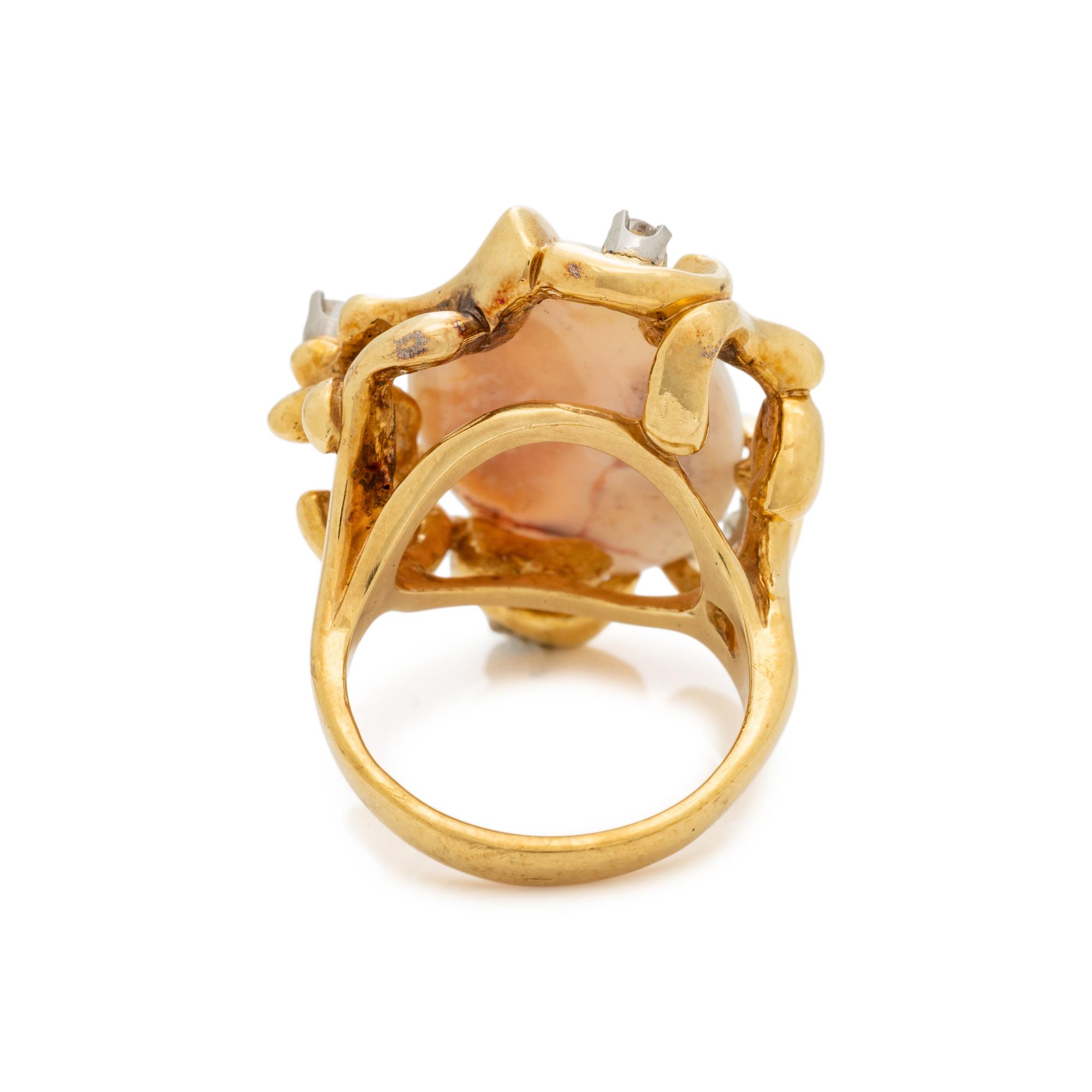 YELLOW GOLD, OPAL AND DIAMOND RING