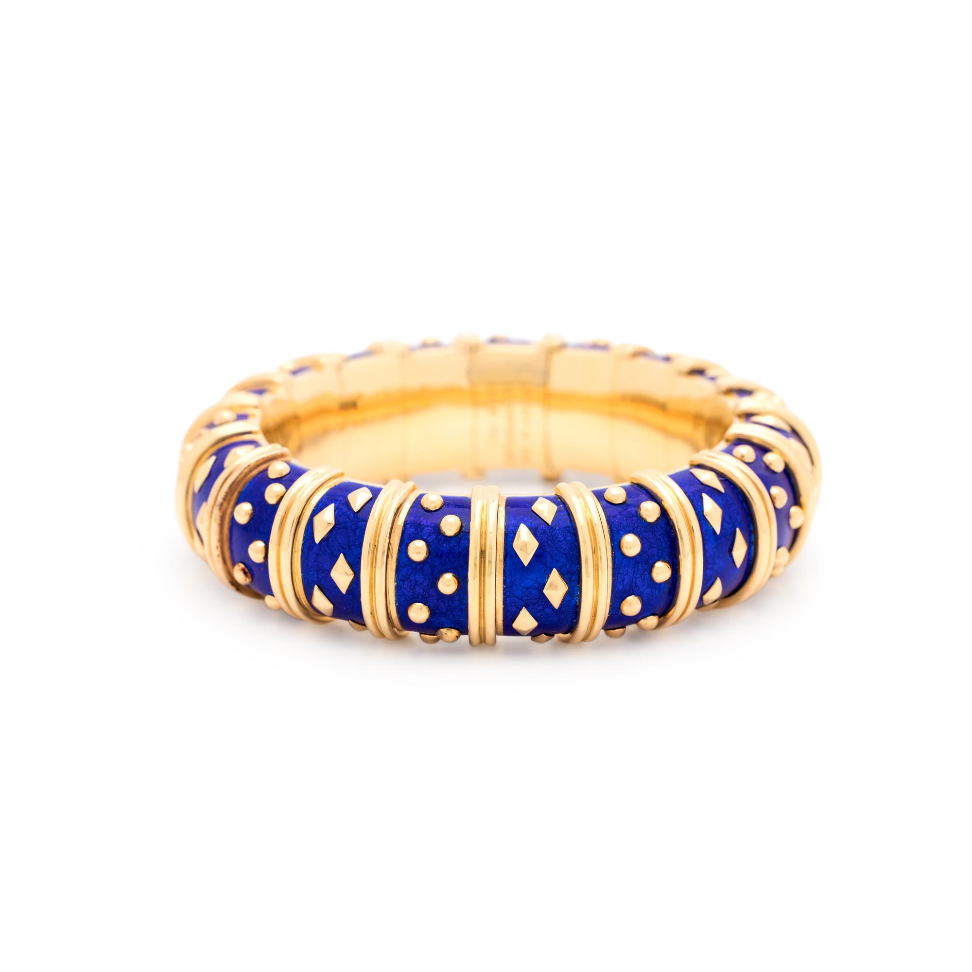 TIFFANY & CO., SCHLUMBERGER, YELLOW GOLD AND ENAMEL 'DOT LOSANGE' BANGLE BRACELET
