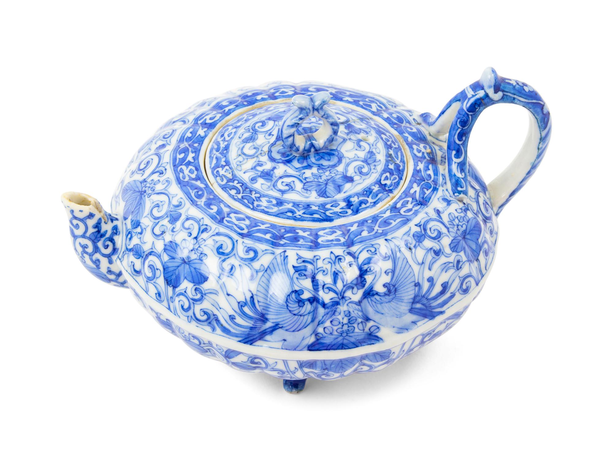 Four Japanese Blue and White Porcelain Articles