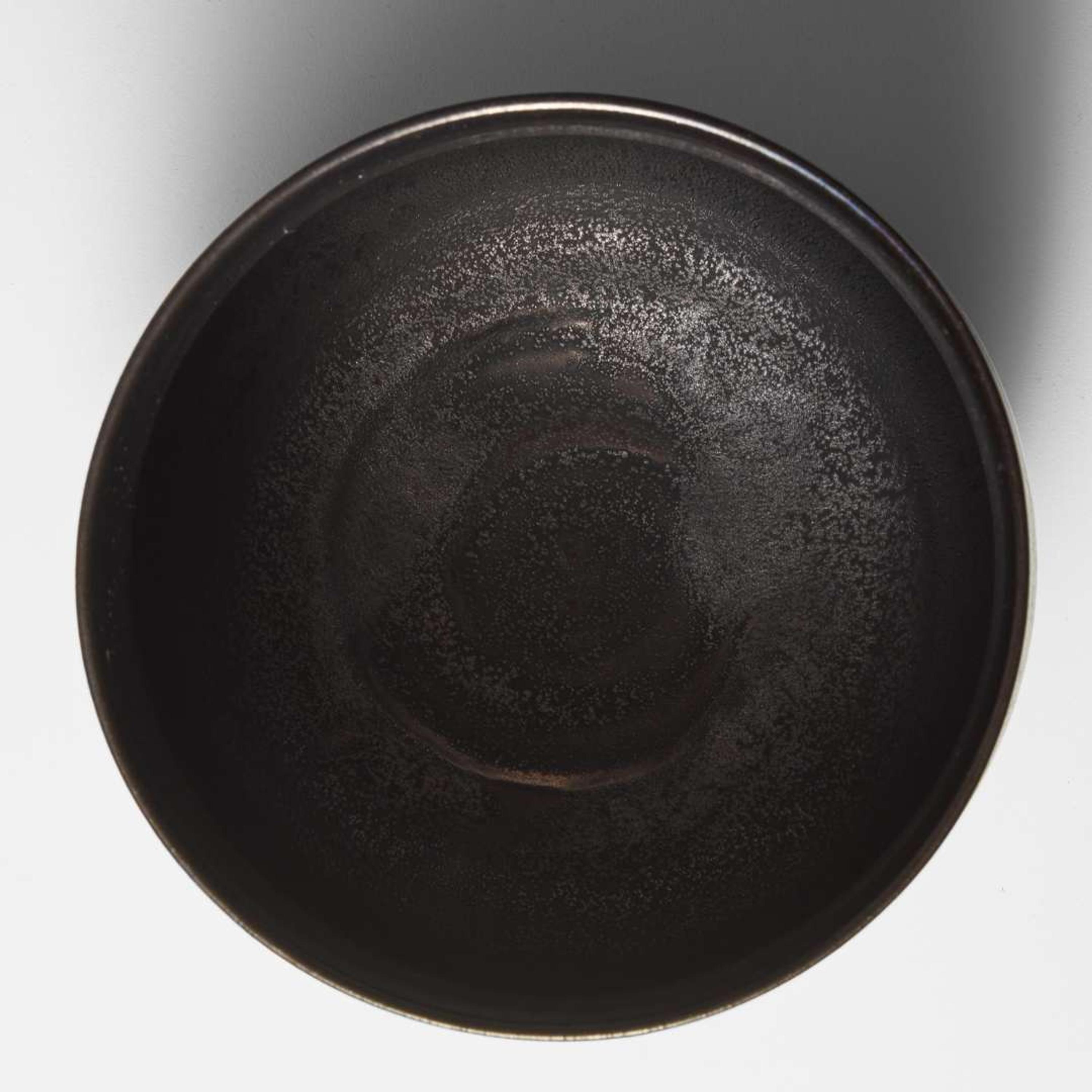 Vase in Crystalline Gunmetal, 1962 Los Angeles, California, USA