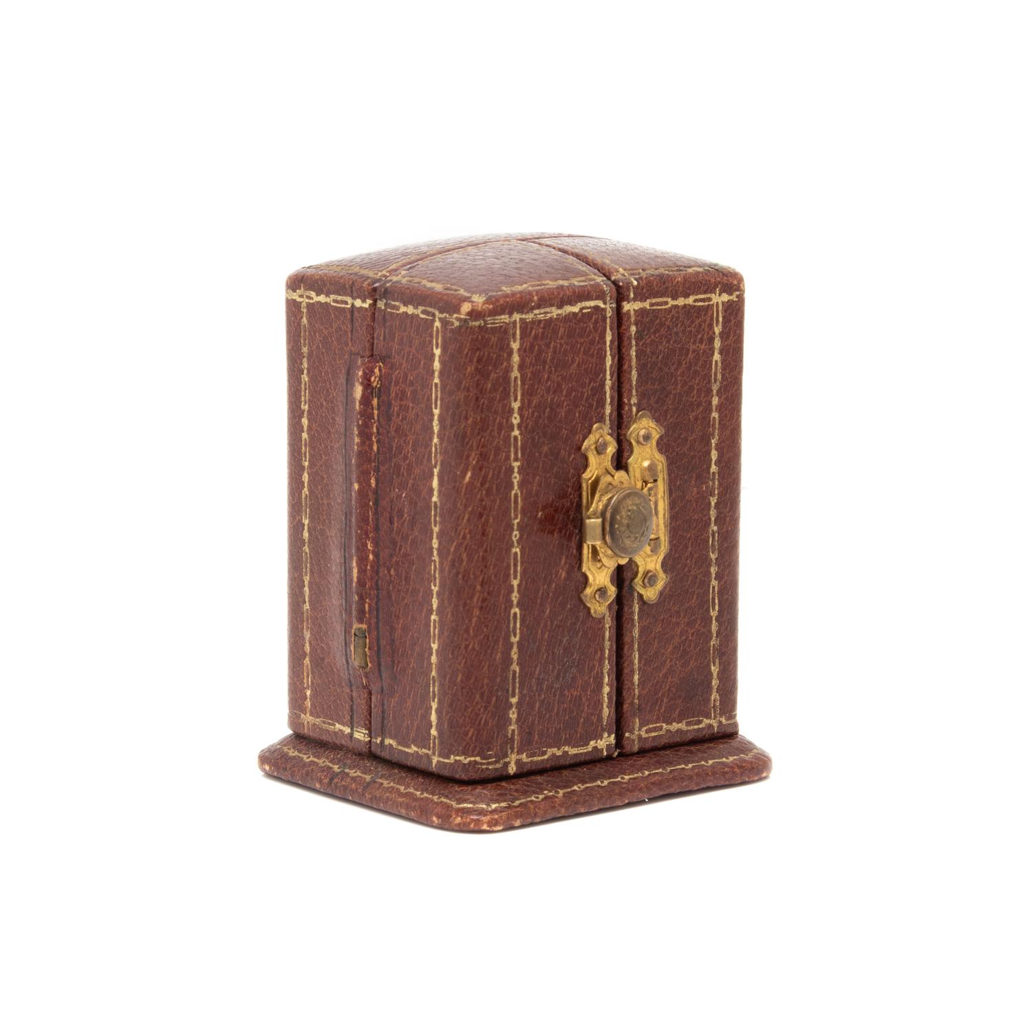 CARTIER, BELLE ÉPOQUE, ENAMEL MIGNONETTE DESK CLOCK