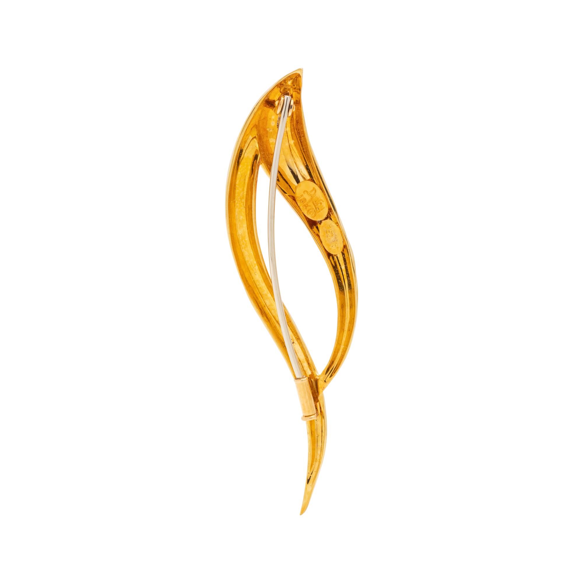 HENRY DUNAY, YELLOW GOLD BROOCH