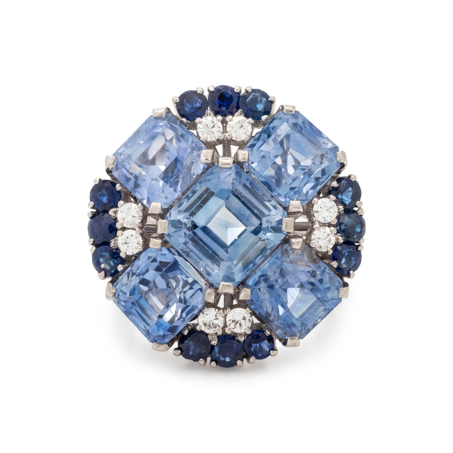 OSCAR HEYMAN & BROTHERS, SAPPHIRE AND DIAMOND RING
