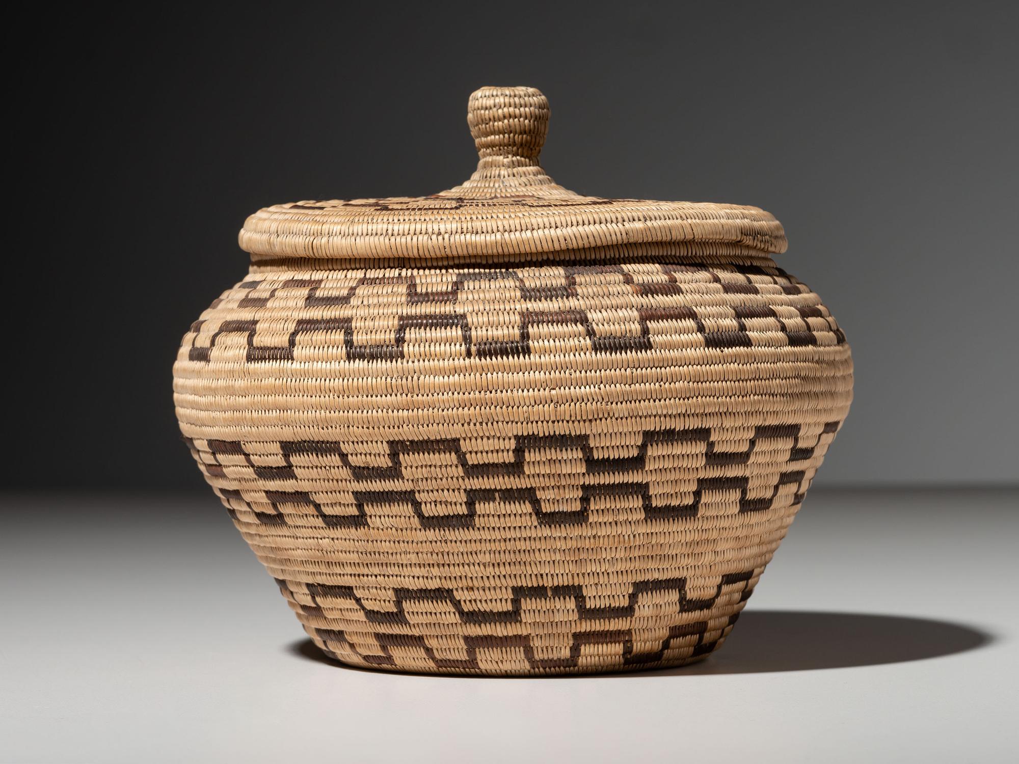 Mono Lidded Basket