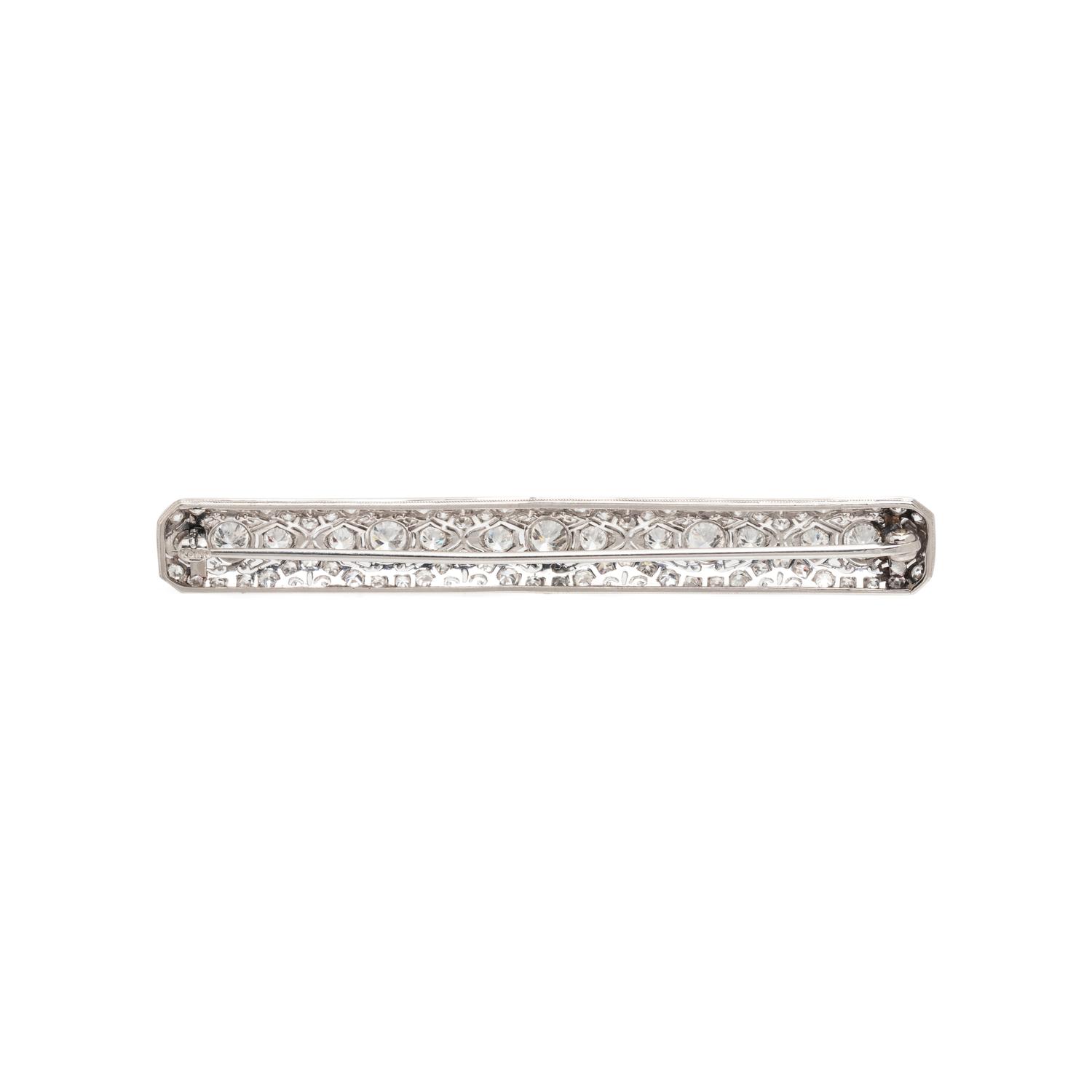 HENRY KOHN & SONS, ART DECO, DIAMOND AND PLATINUM BROOCH