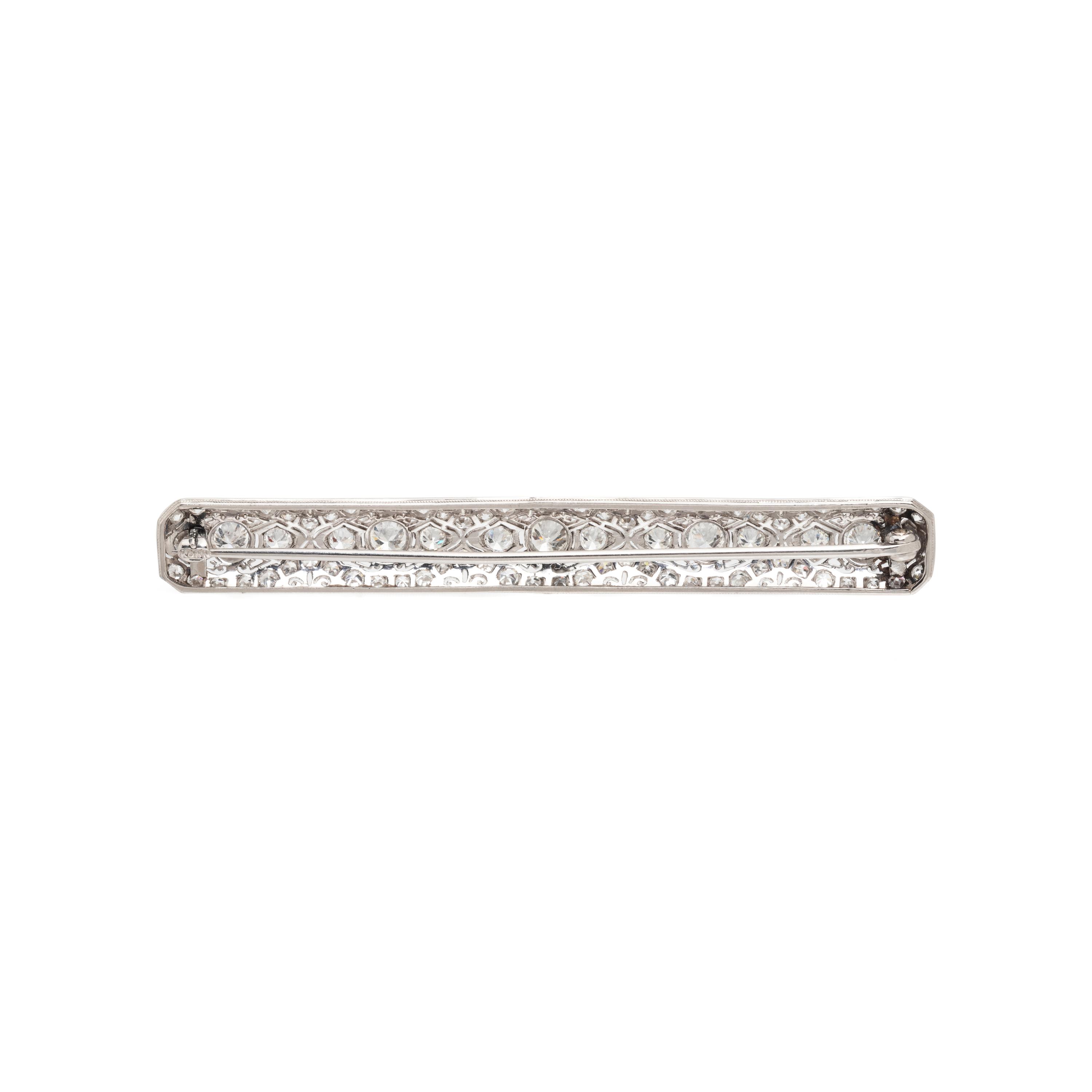 HENRY KOHN & SONS, ART DECO, DIAMOND AND PLATINUM BROOCH