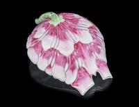 A Chinese Famille Rose Porcelain 'Lotus' Cup