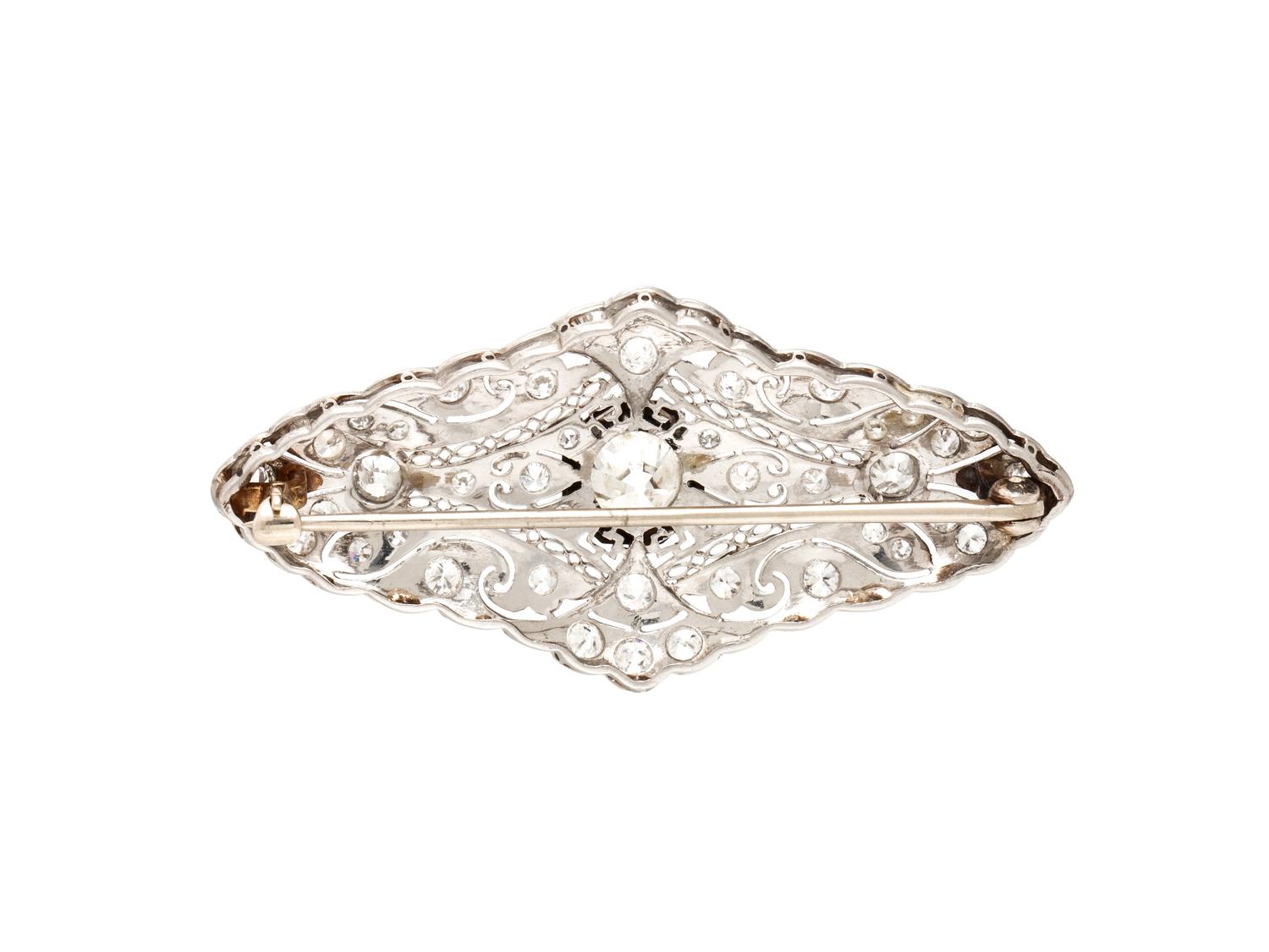 EDWARDIAN, DIAMOND AND PLATINUM BROOCH