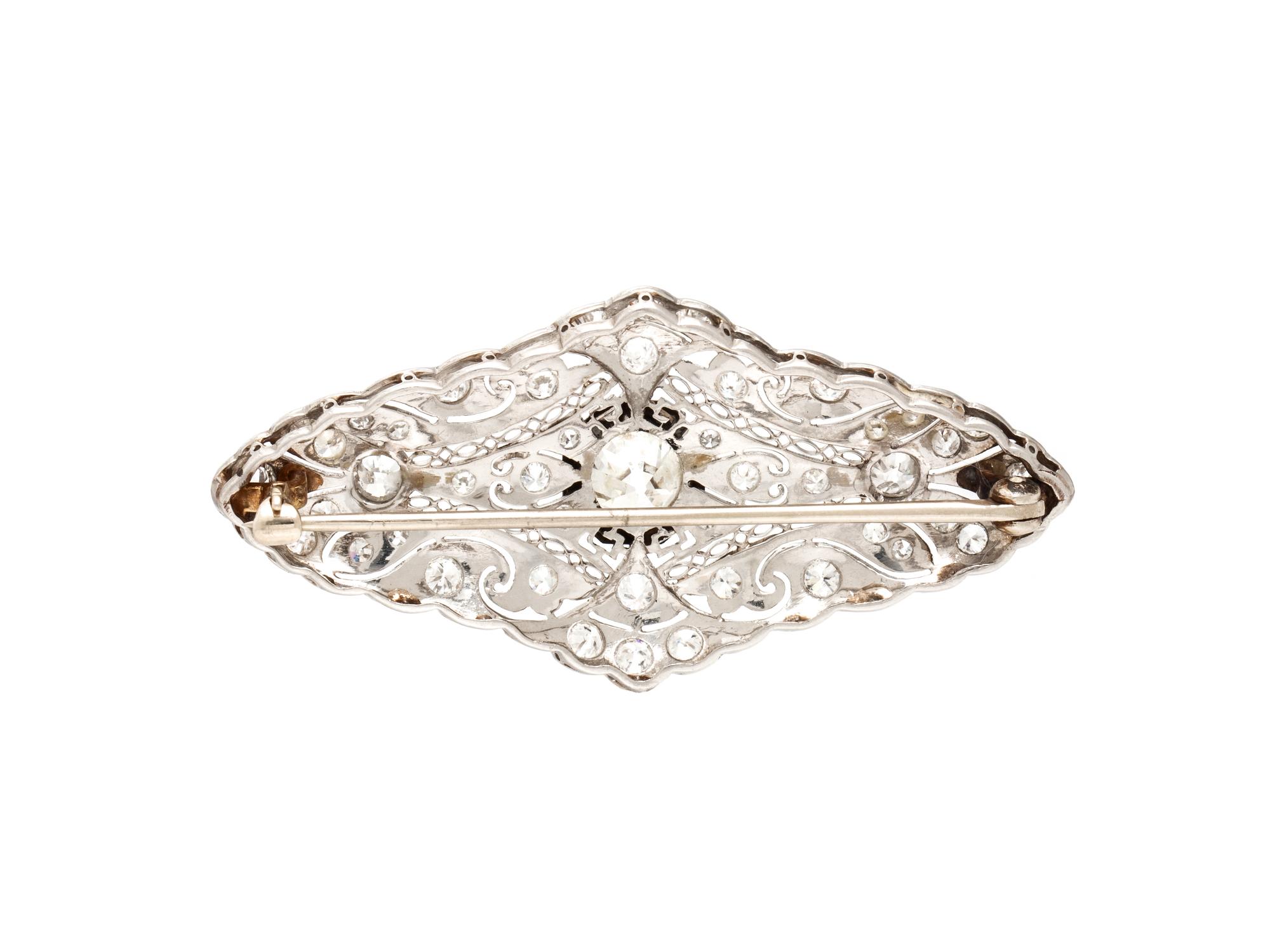 EDWARDIAN, DIAMOND AND PLATINUM BROOCH