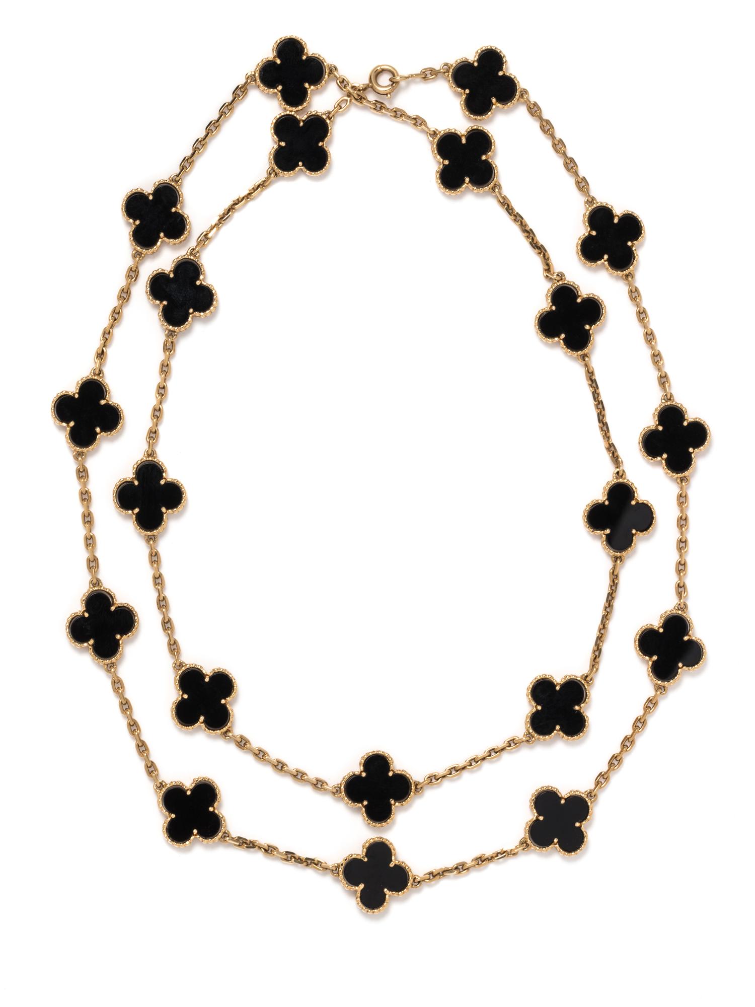 VAN CLEEF & ARPELS, YELLOW GOLD AND ONYX 'ALHAMBRA' NECKLACE