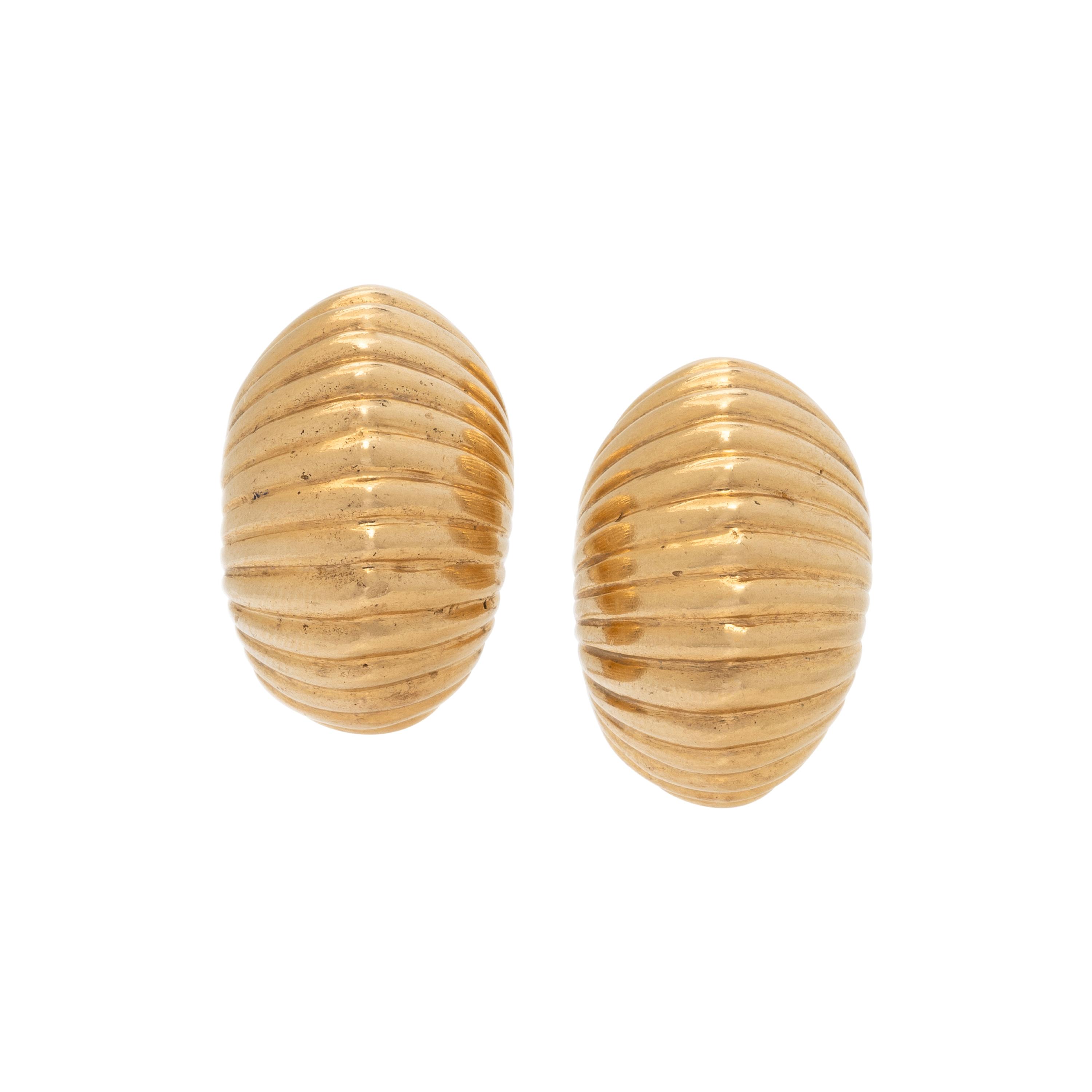 YELLOW GOLD EARRINGS