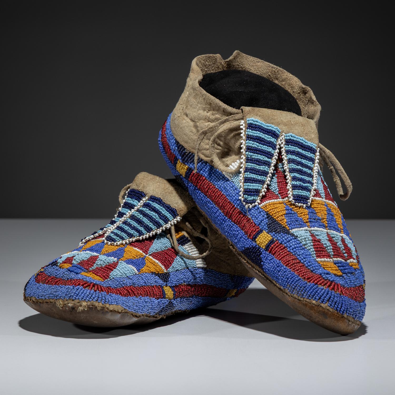 Apsáalooke [Crow] or Hidatsa Beaded Hide Moccasins