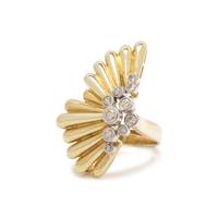 YELLOW GOLD AND DIAMOND RING