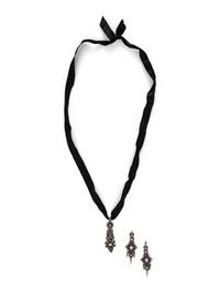 ANTIQUE, SILVER-TOPPED GOLD AND DIAMOND DEMI PARURE