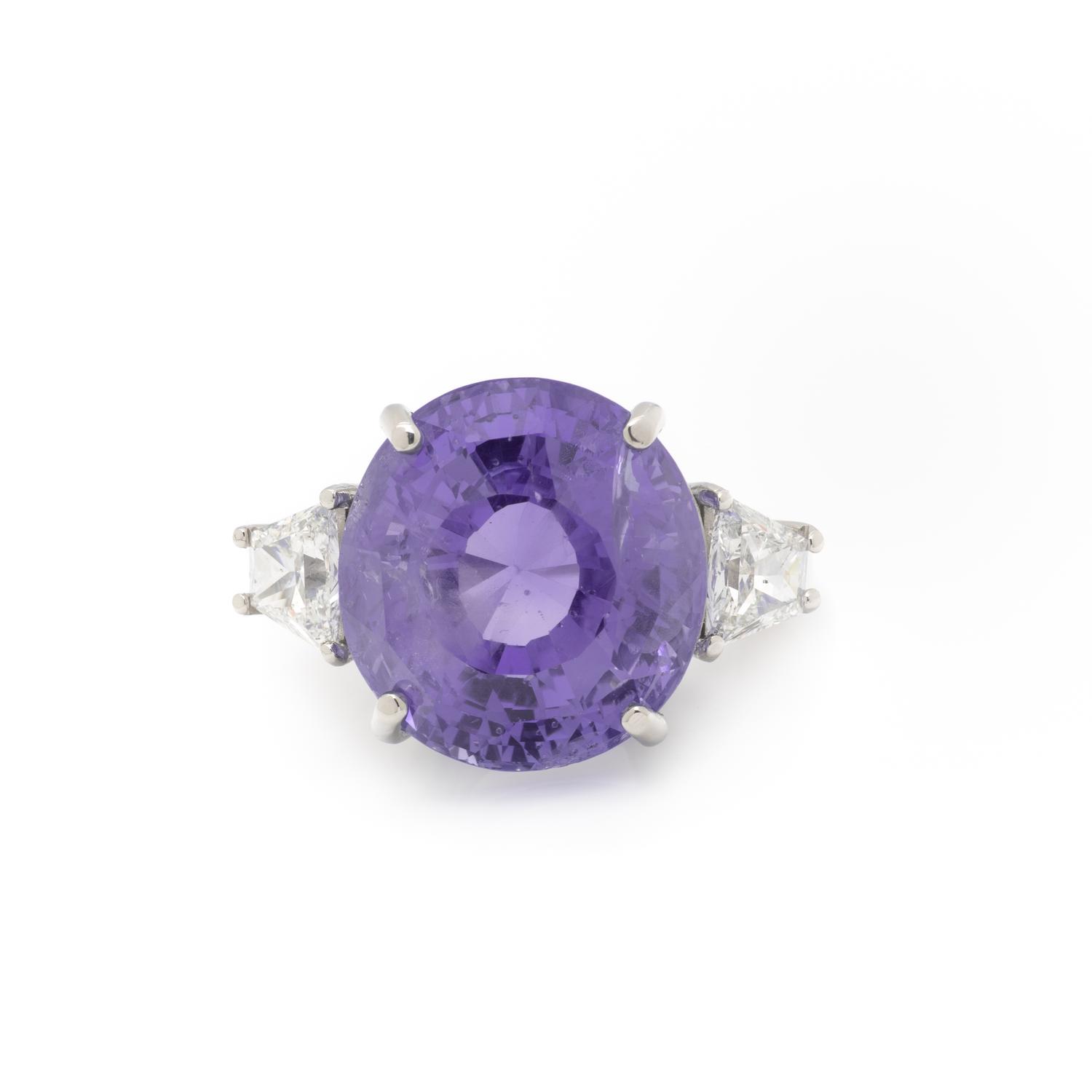 CEYLON COLOR-CHANGE SAPPHIRE AND DIAMOND RING