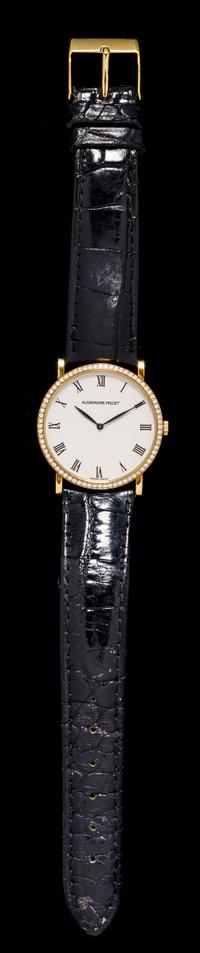 An 18 Karat Yellow Gold and Diamond Wristwatch, Audemars Piguet,