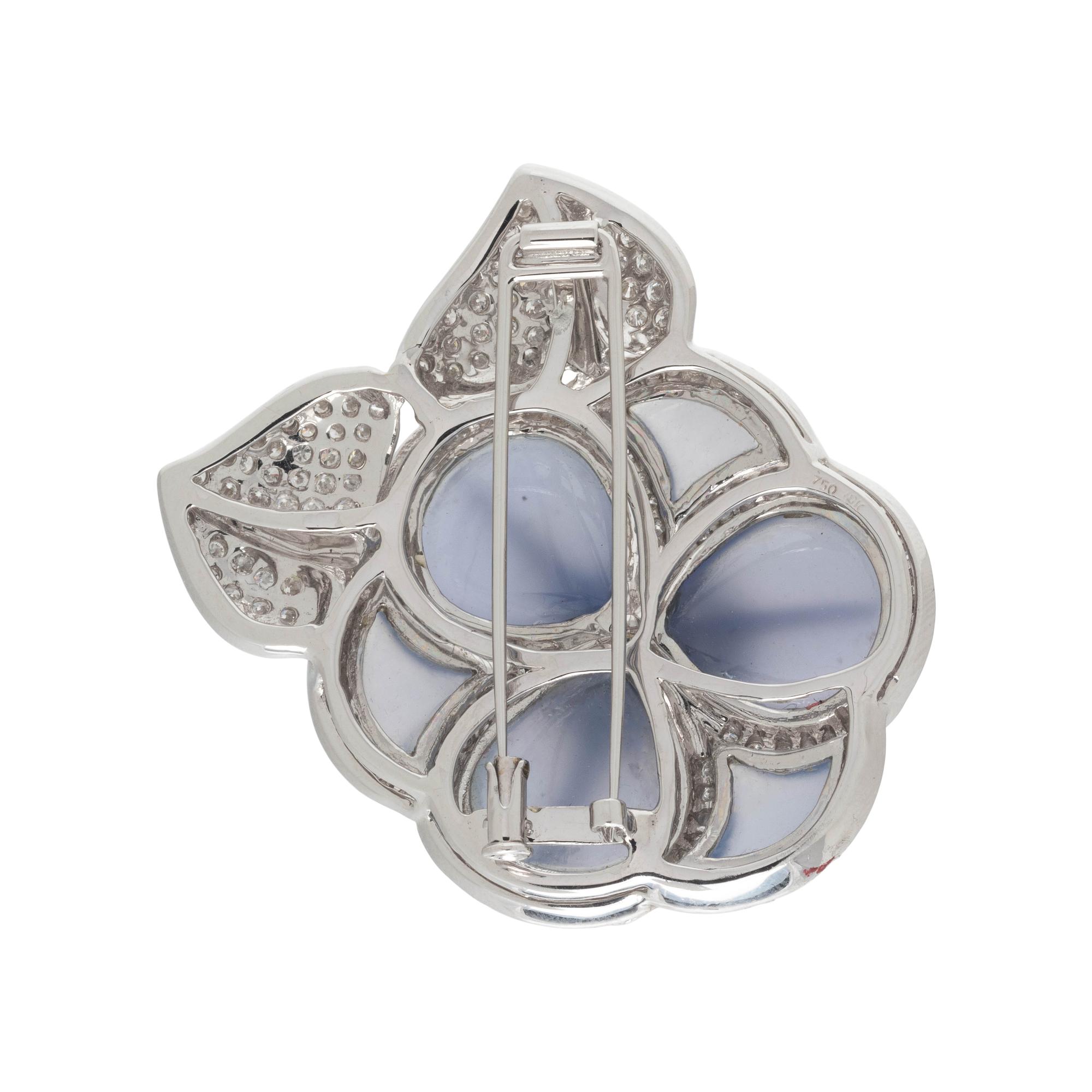 CHALCEDONY, DIAMOND AND SAPPHIRE FLOWER BROOCH