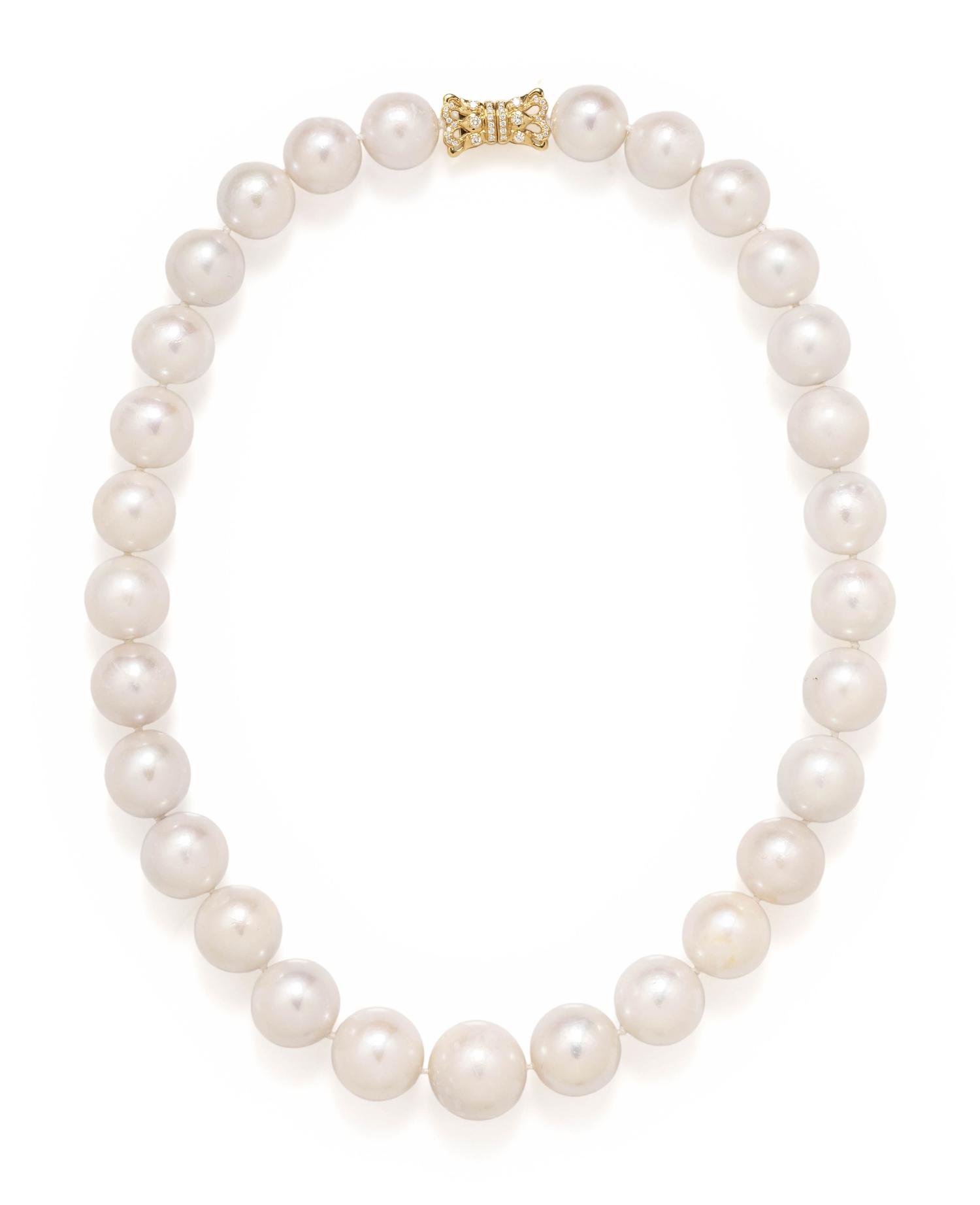 CULTURED SOUTH SEA PEARL NECKLACE