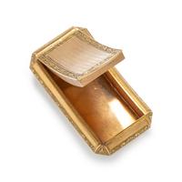 ANTIQUE, YELLOW GOLD COMPACT