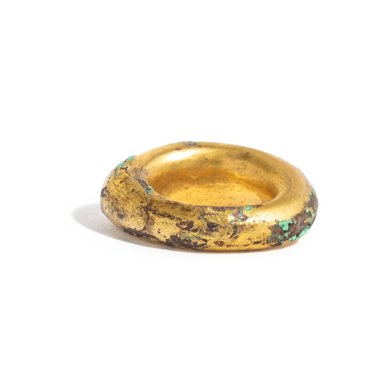 A Roman Gilt-Bronze and Nicolo Finger Ring with the Goddess Fortuna