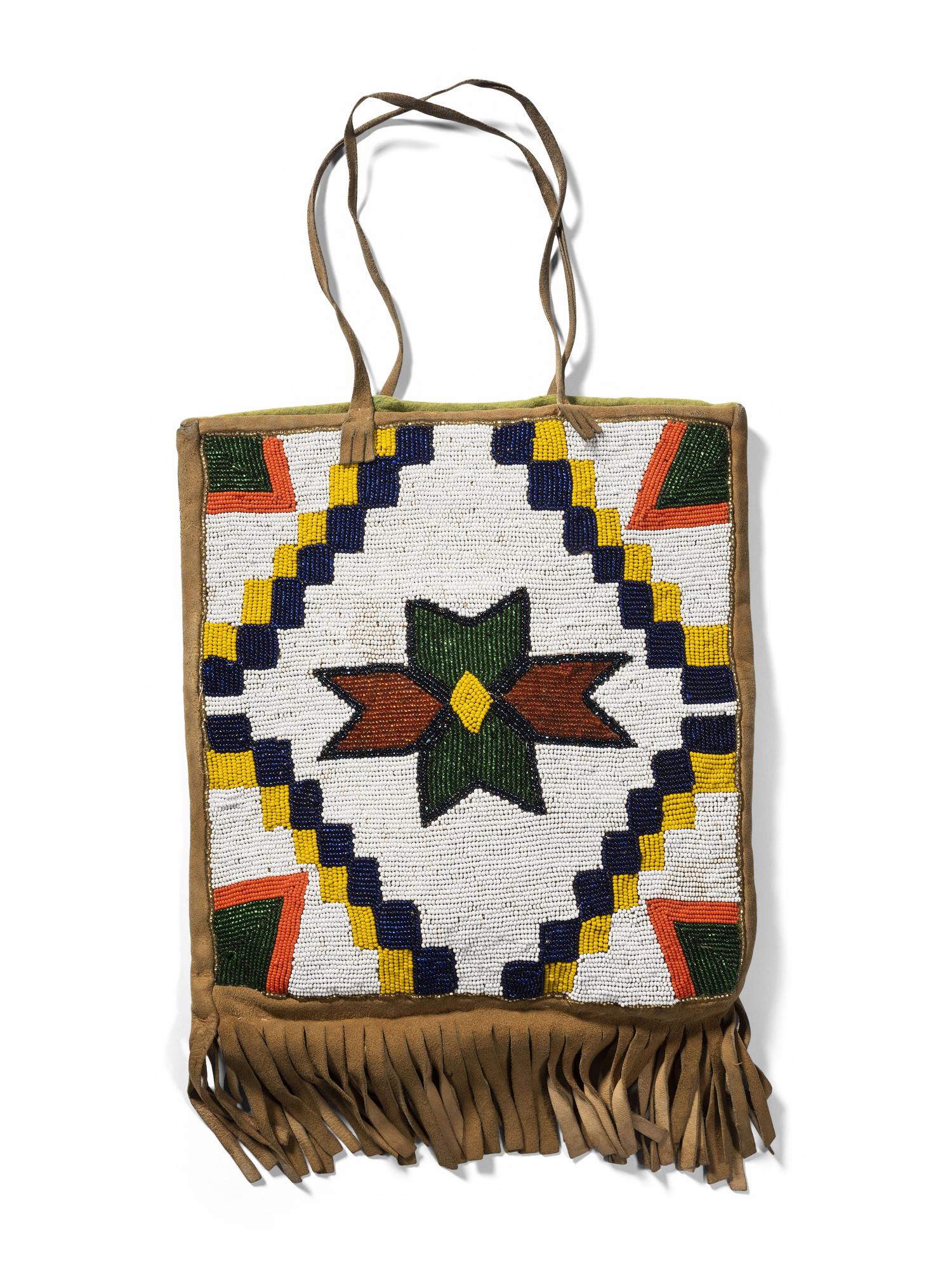 Plateau Beaded Flat Bag