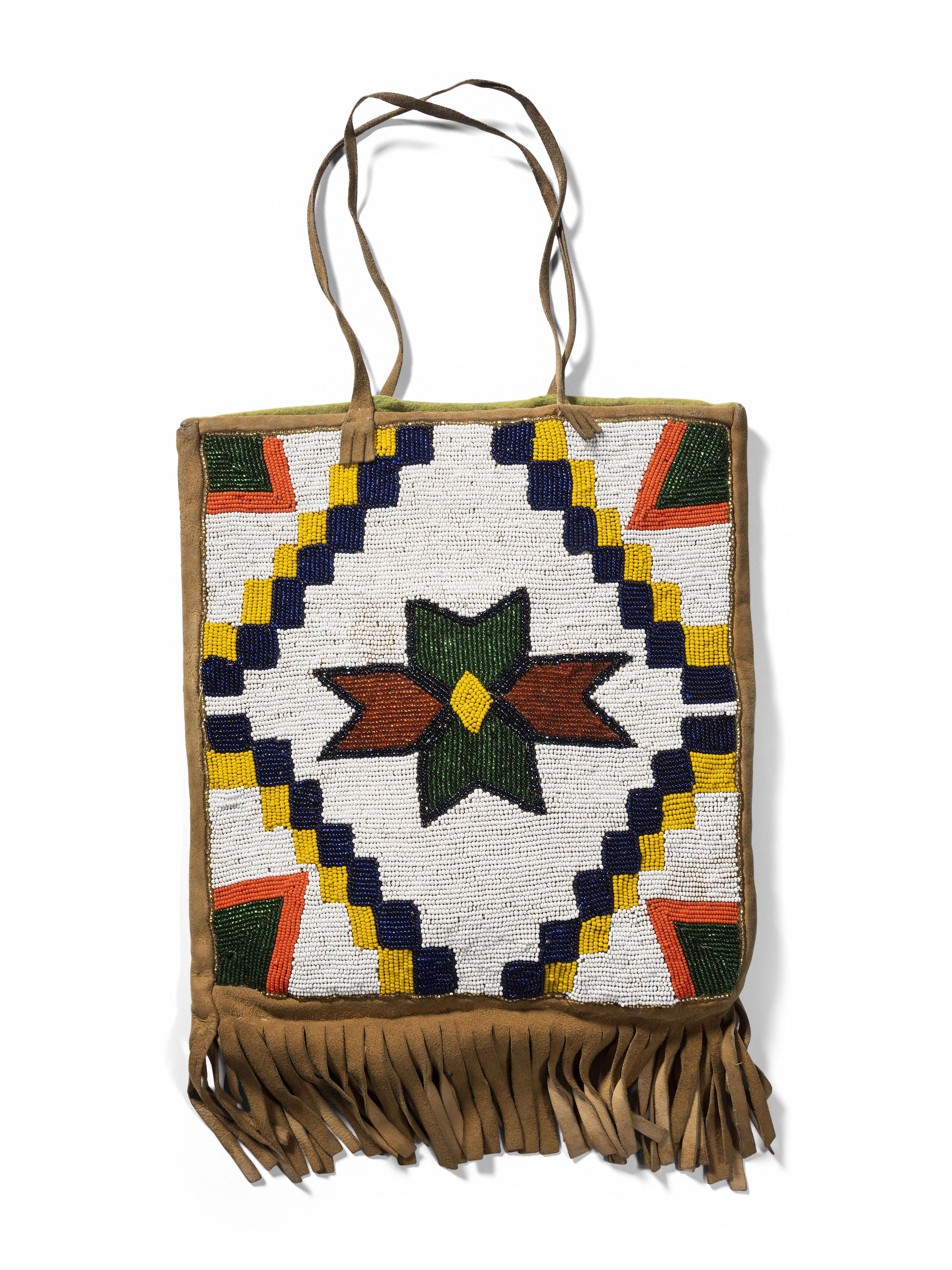 Plateau Beaded Flat Bag