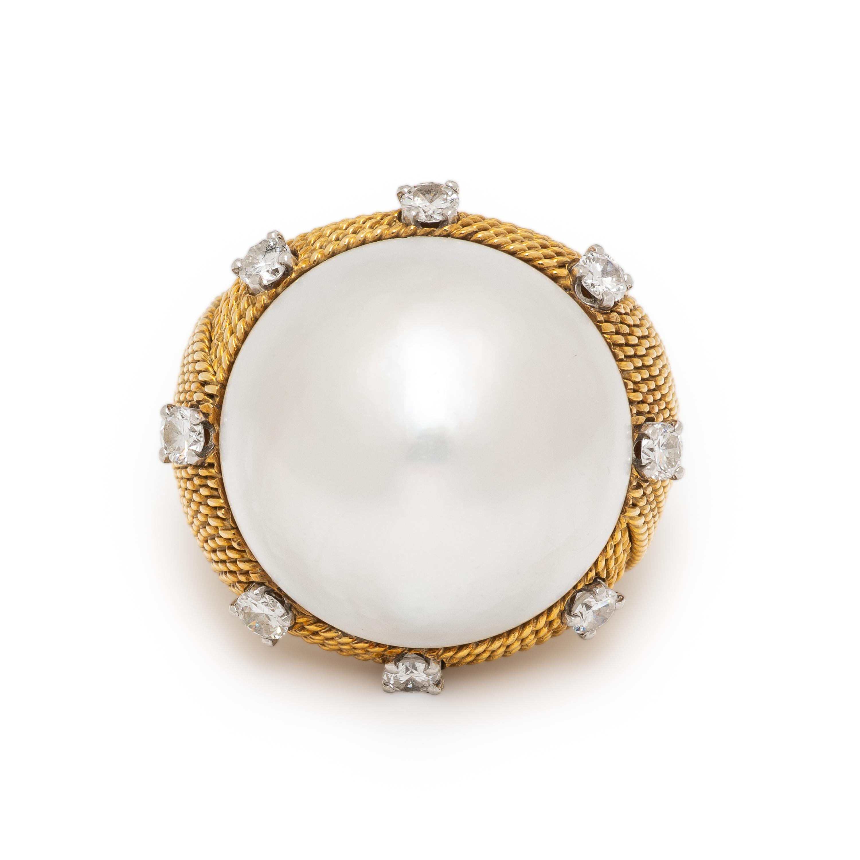 David Webb, Mabé Pearl, Diamond and Yellow Gold Ring
