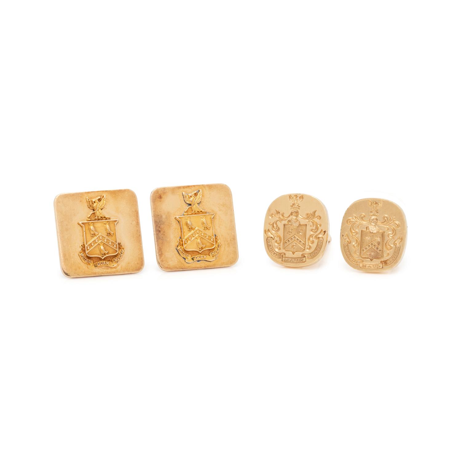 COLLECTION OF YELLOW GOLD FAMILY CREST CUFFLINKS