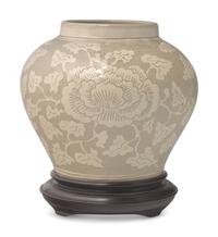 A Chinese Cizhou Style Carved "Peony" Jar, Guan