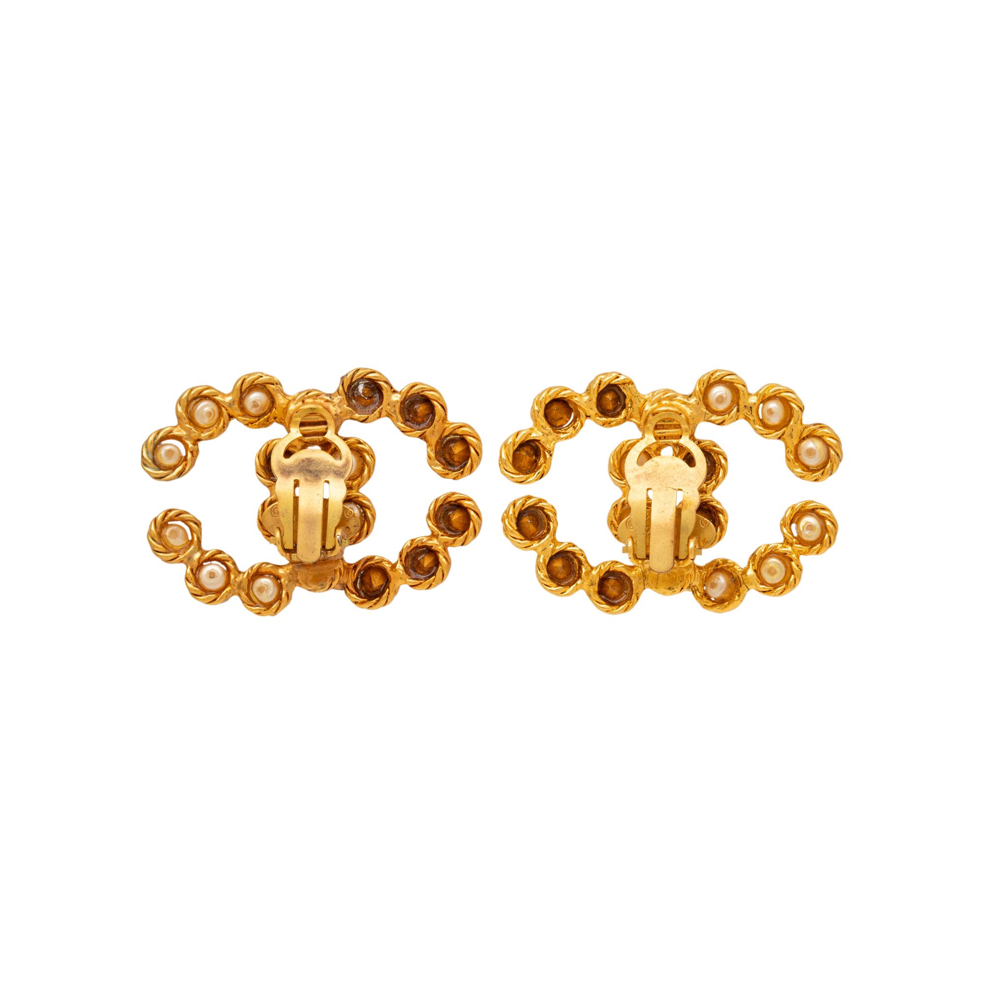 Chanel, CC Ear Clips