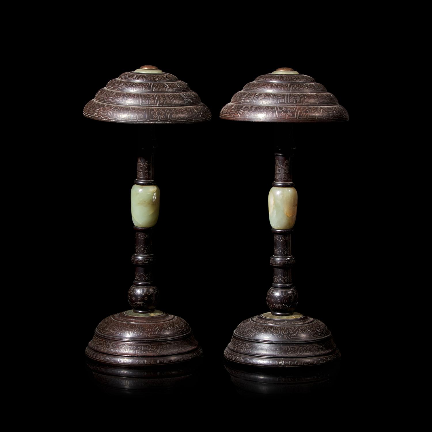 A Pair of Chinese Silver Wire-Inlaid and Jade-Mounted Hardwood Hat Stands, 20th Century 近代 硬木 嵌銀絲鑲玉帽架一對