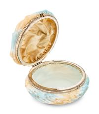 A Wavecrest Glass Dresser Box