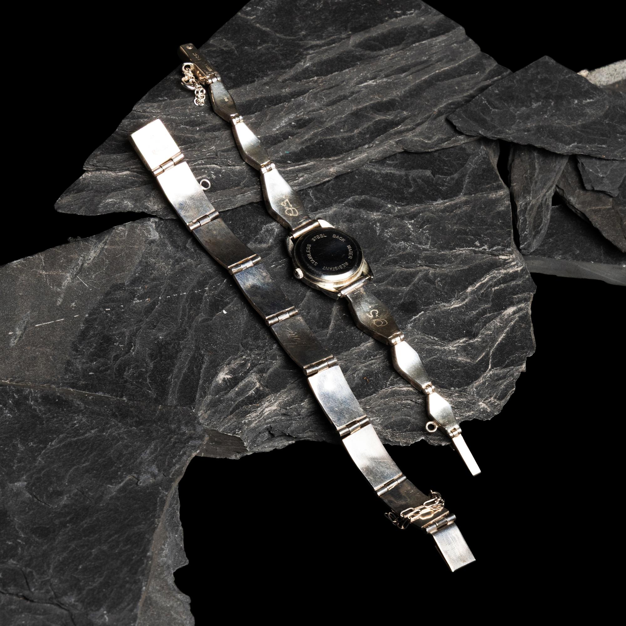Navajo and Southwestern-style Jewelry