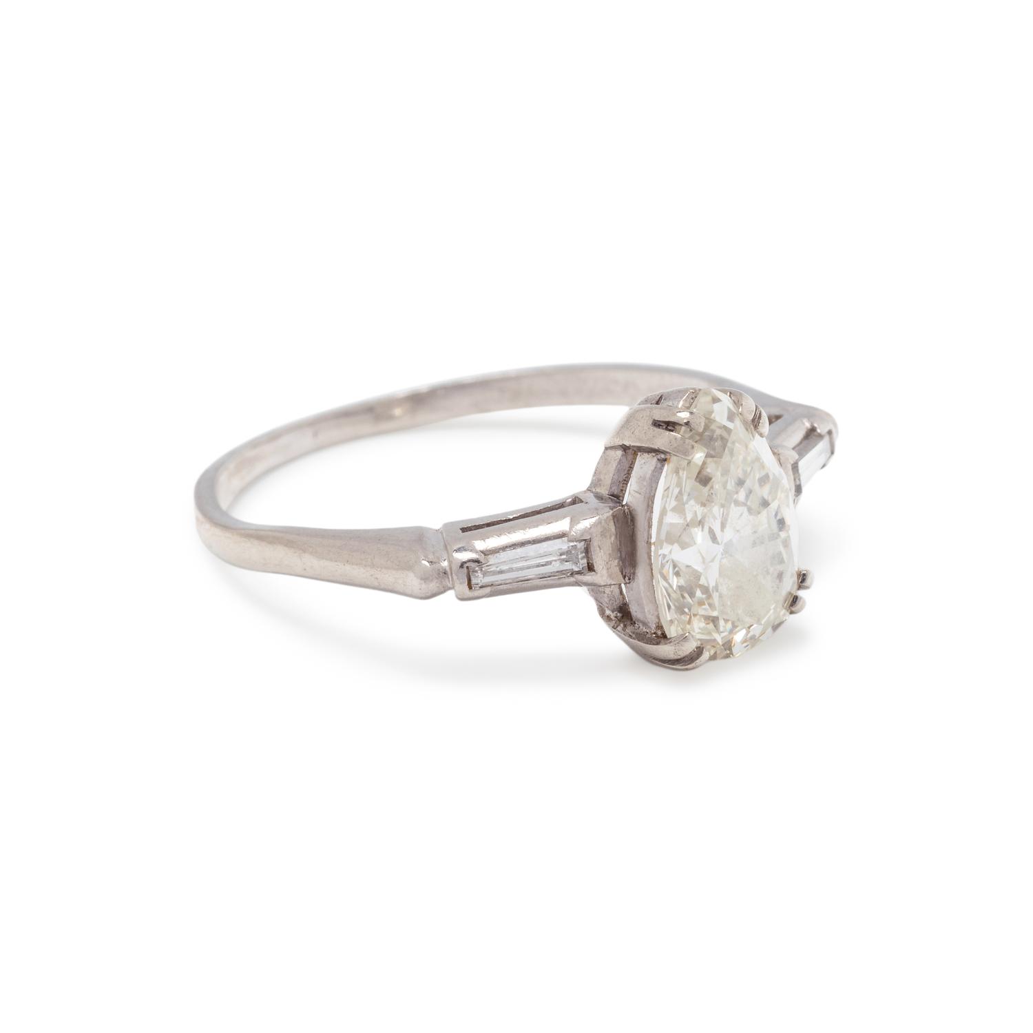 DIAMOND RING