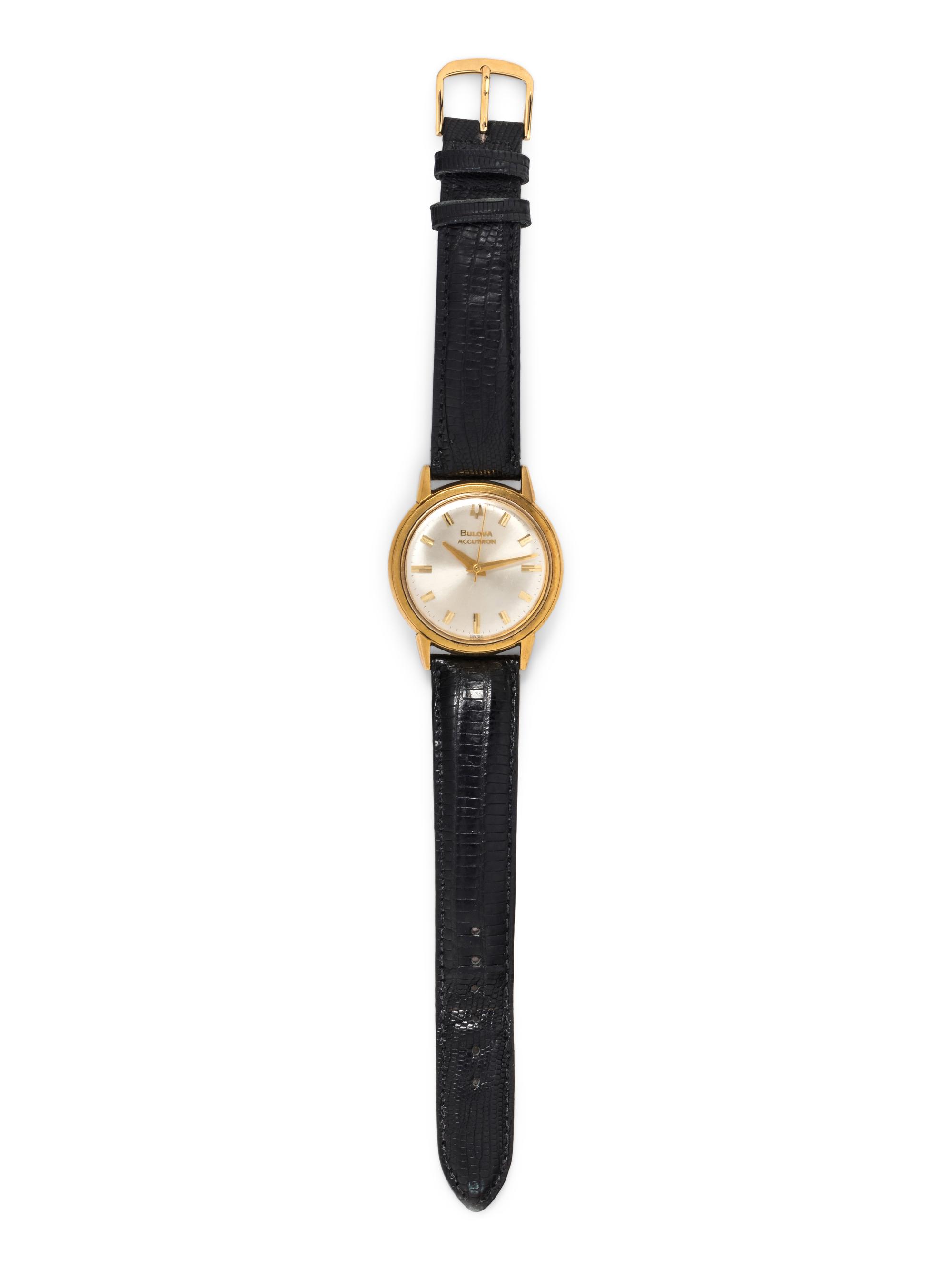 BULOVA, 18K YELLOW GOLD 'ACCUTRON' WRISTWATCH