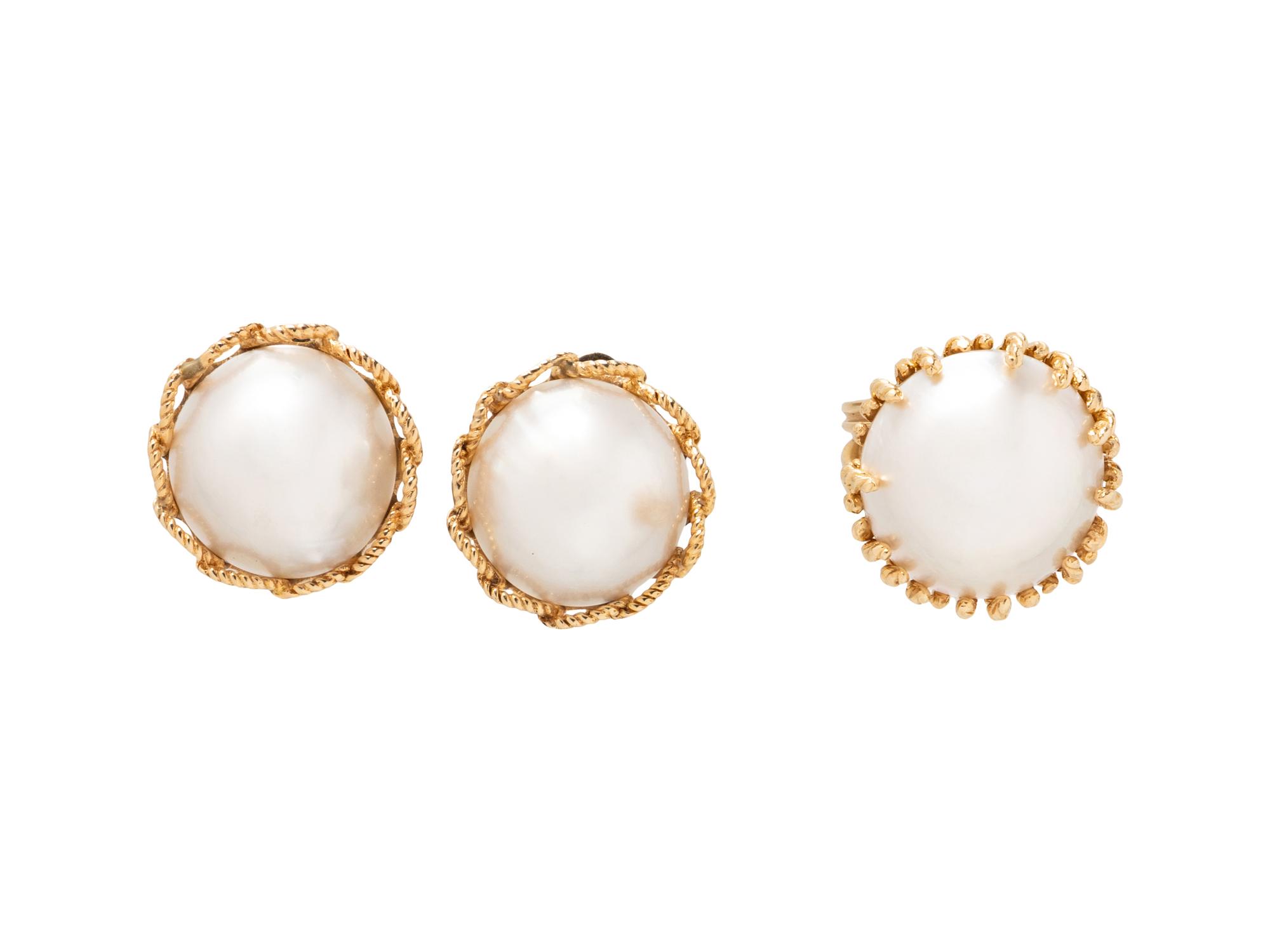 COLLECTION OF YELLOW GOLD AND MABÉ CULTURED PEARL JEWELRY