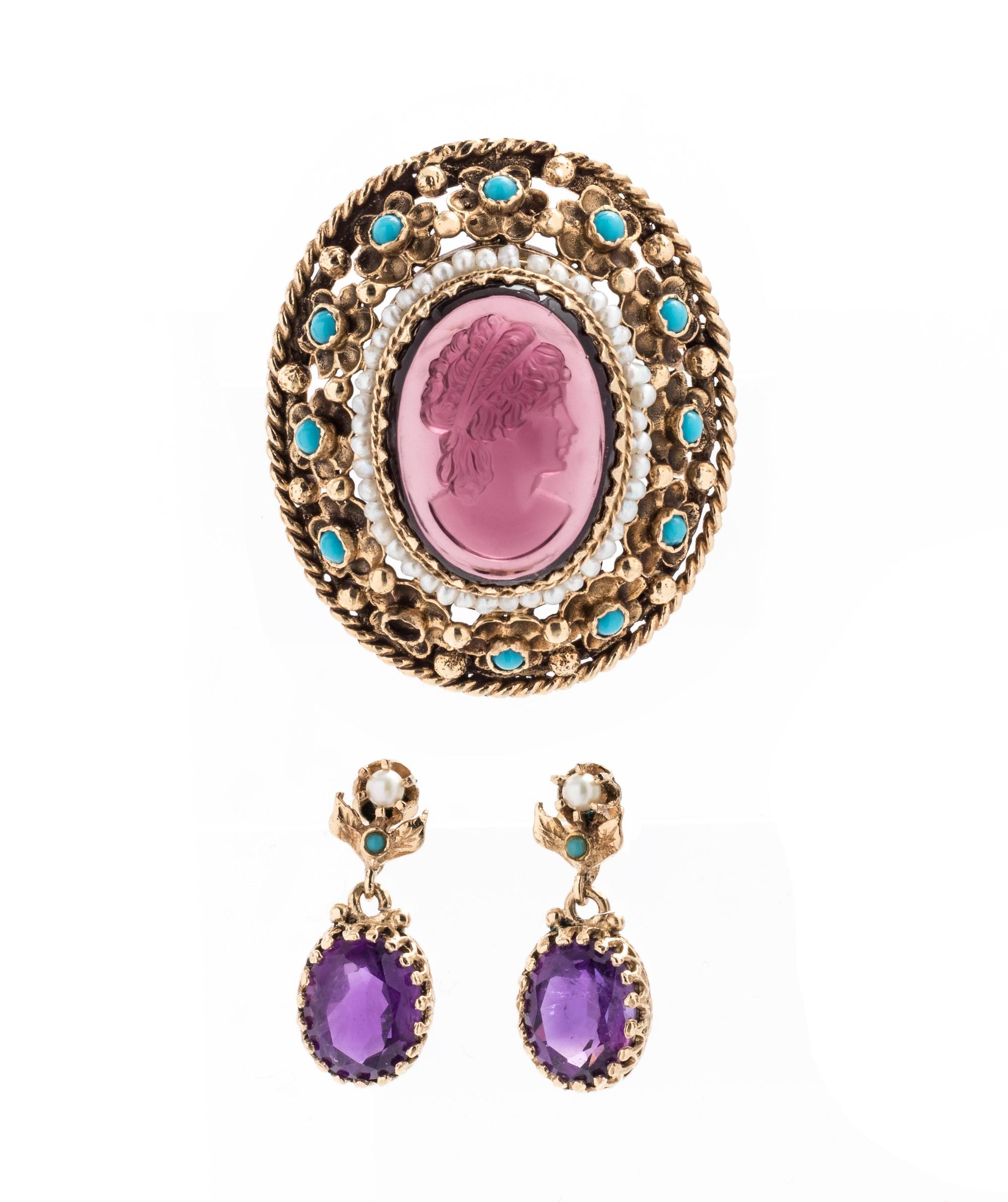 COLLECTION OF YELLOW GOLD, GEMSTONE AND SEED PEARL JEWELRY