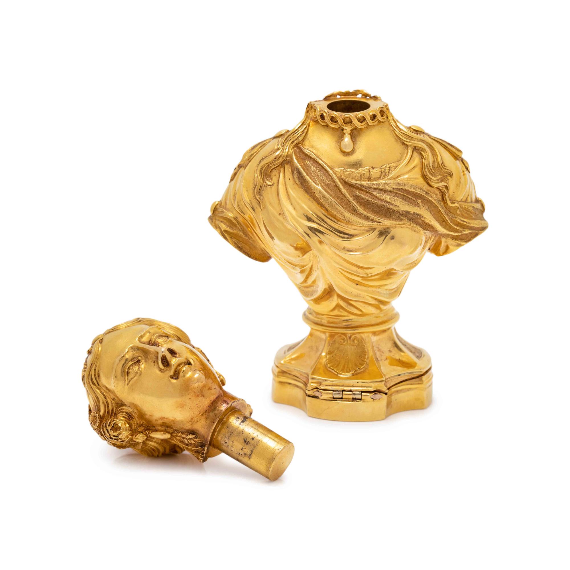 A French Gold Figural Compound Scent Flask, Snuff Box and Hand-Seal of Ducal Interest
