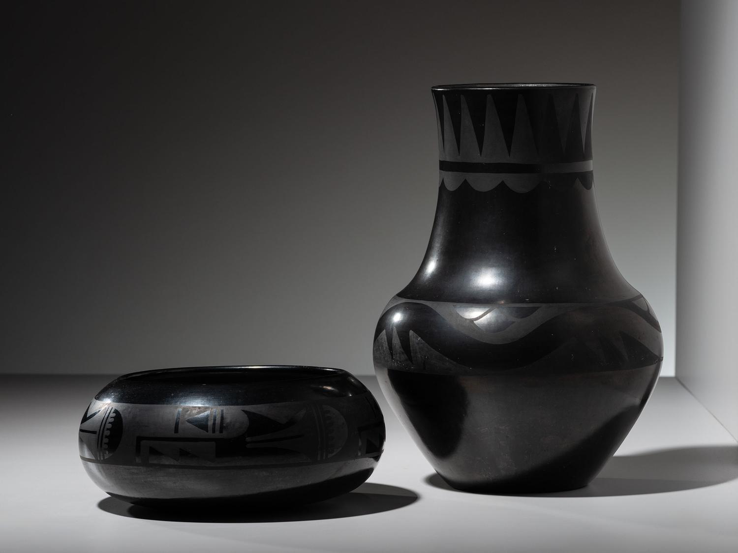 Blackware Pottery 1925-1943