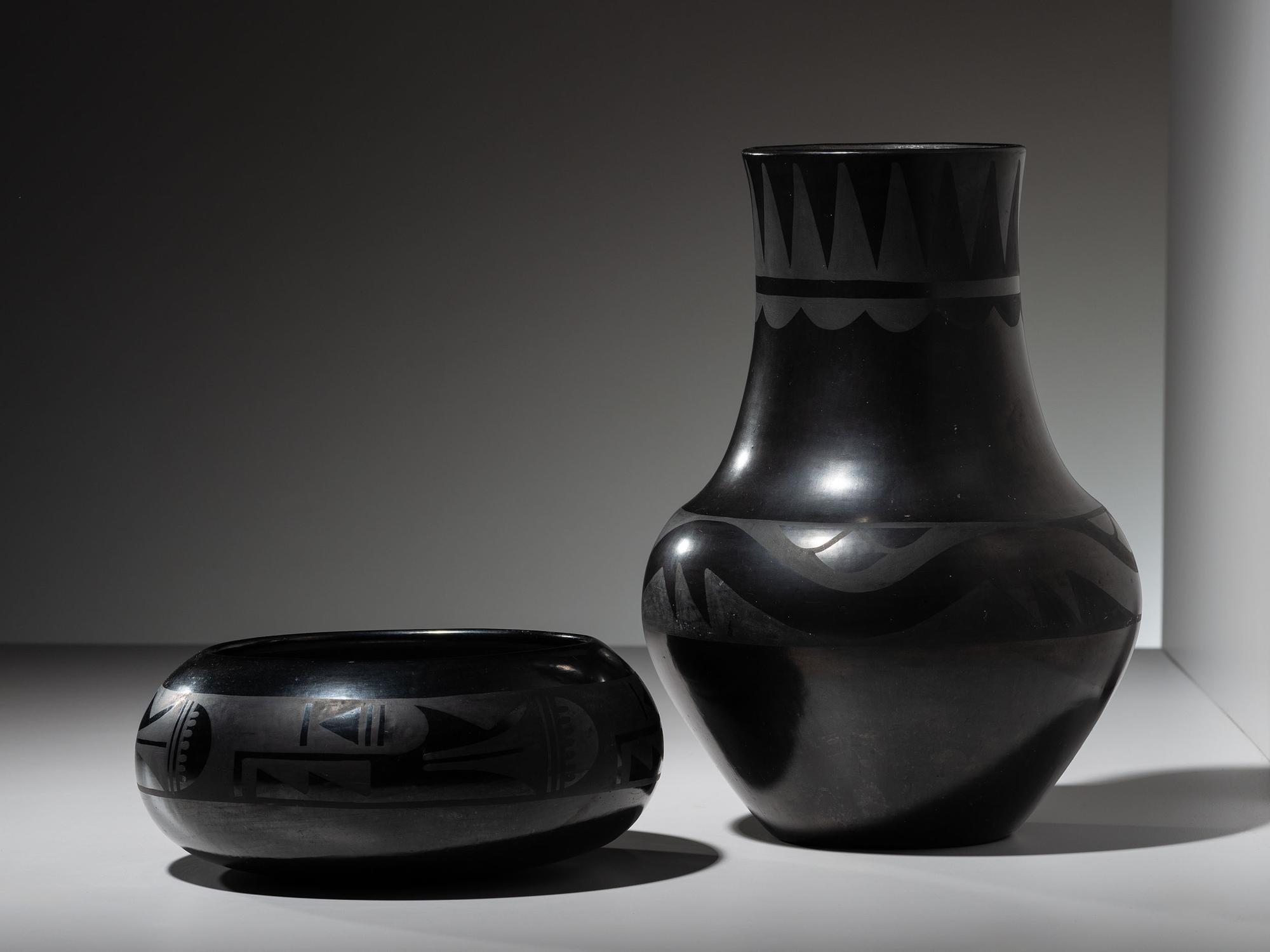 Blackware Pottery 1925-1943