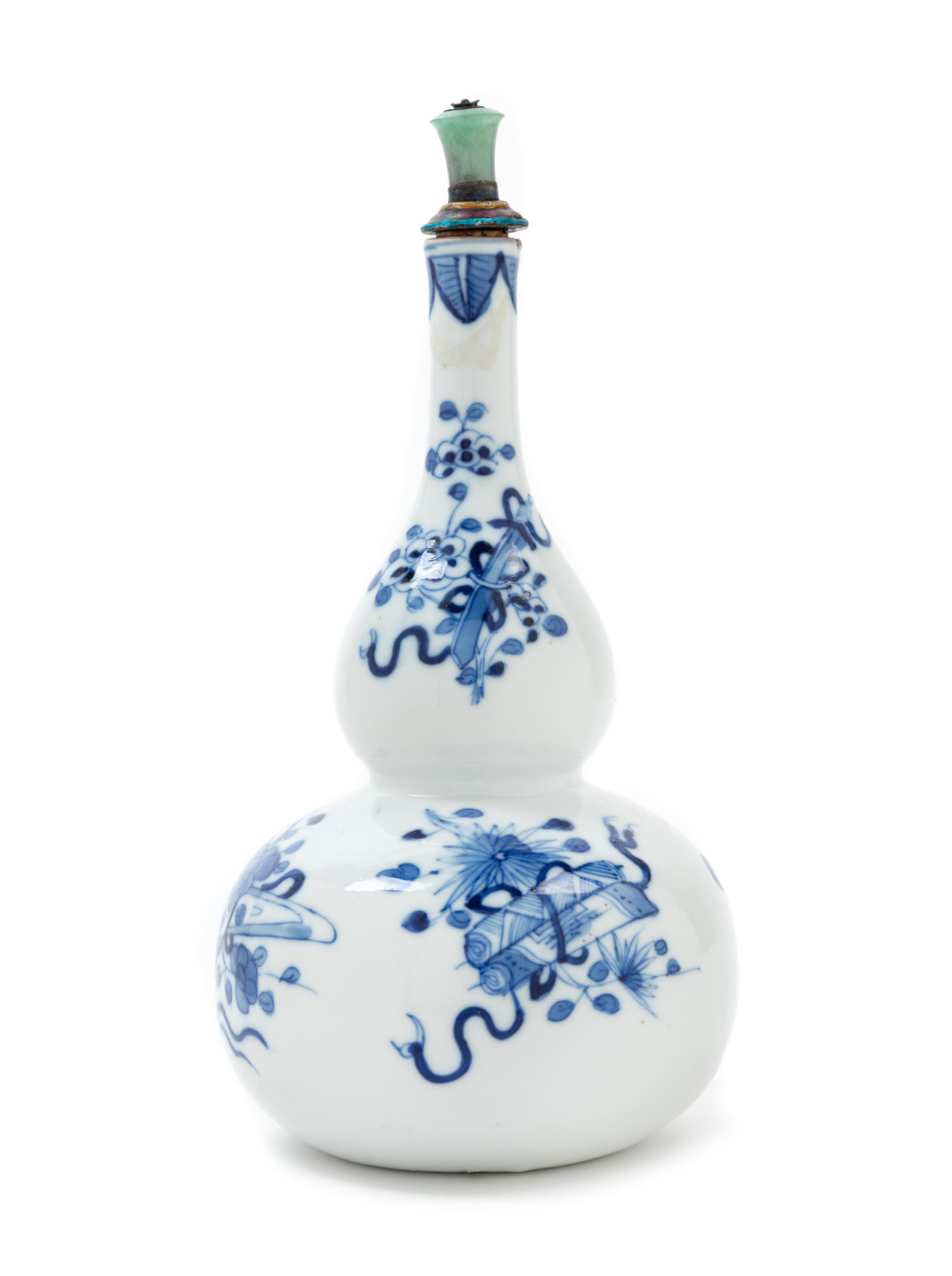 A Chinese Blue and White Porcelain Gourd-Form Vase