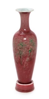 A Chinese Peachbloom Glazed Porcelain Amphora Vase Height 8 1/2 inches. — 20TH CENTURY