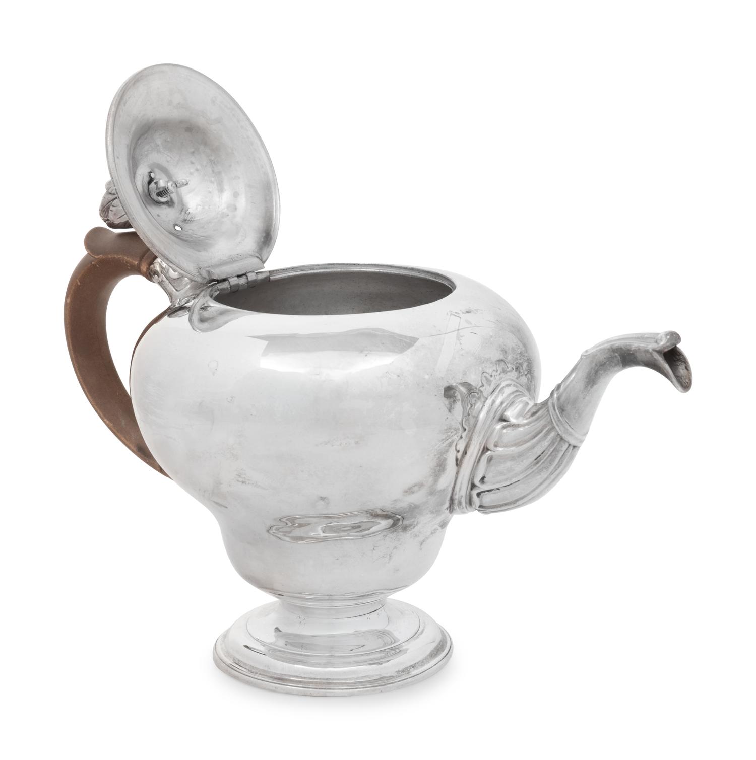 A Scottish Victorian Silver Teapot