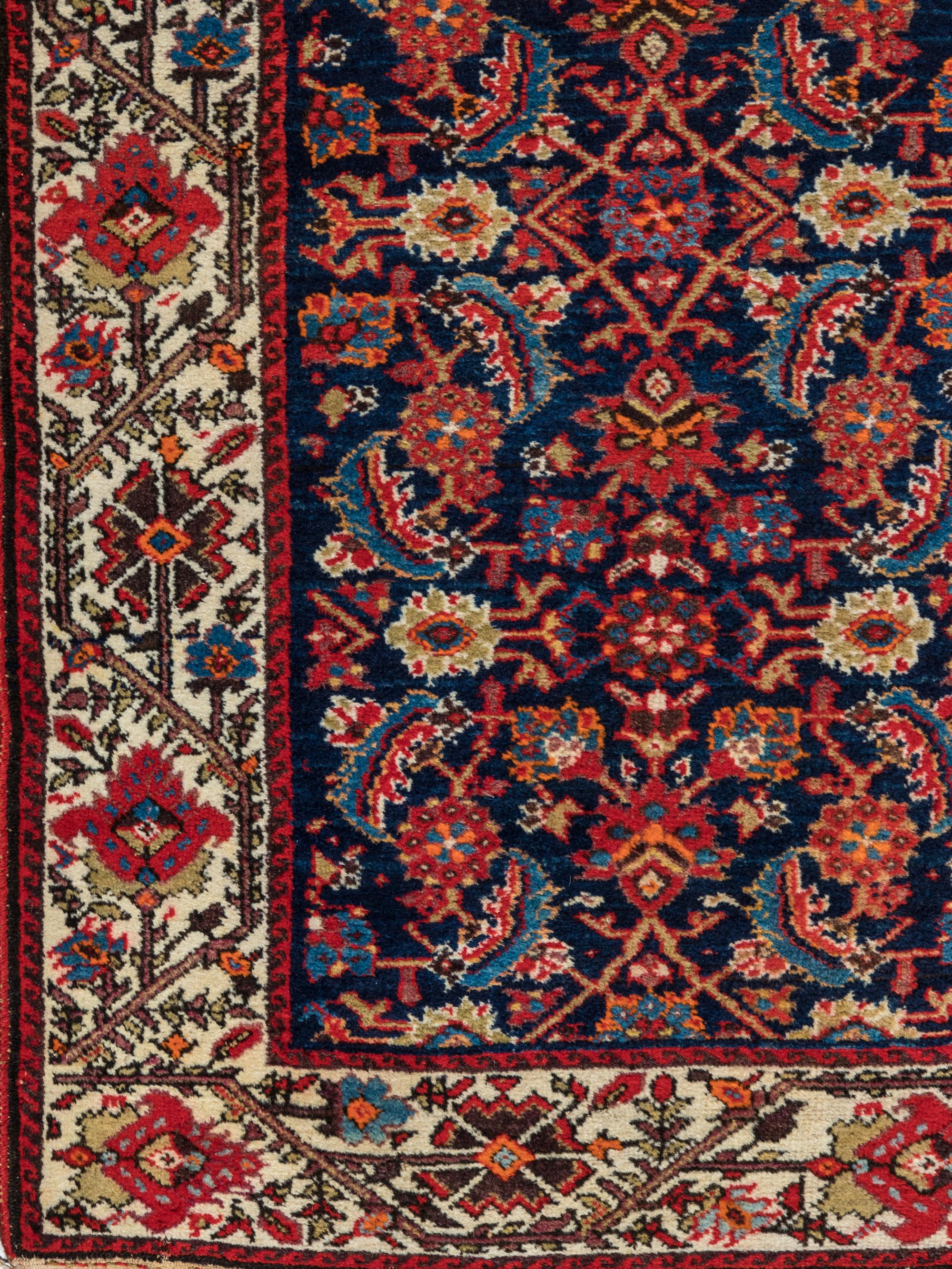 A Mahal Wool Runner