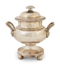 An Indian Colonial Silver Covered Sugar Pot with Lid — Robert Hamilton, Calcutta, India, Circa 1810