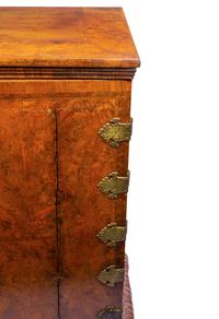 An English Burl Walnut Chest of Drawers